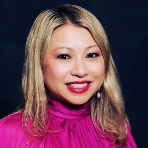 headshot of Elizabeth T. Duong 